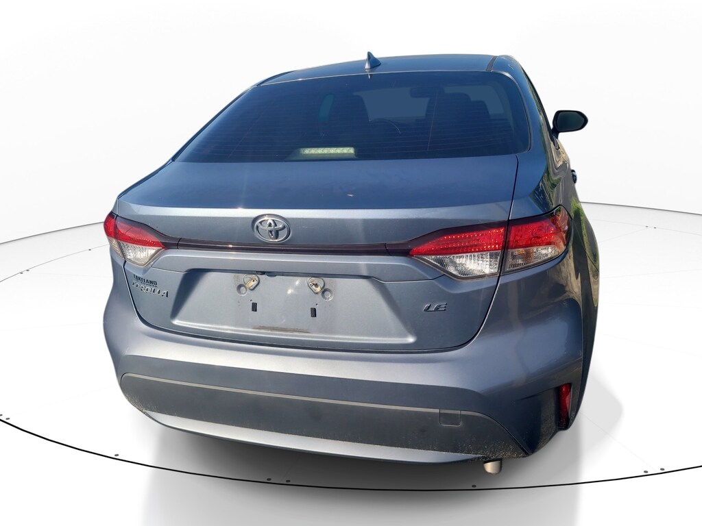 Used 2022 Toyota Corolla LE Sedan