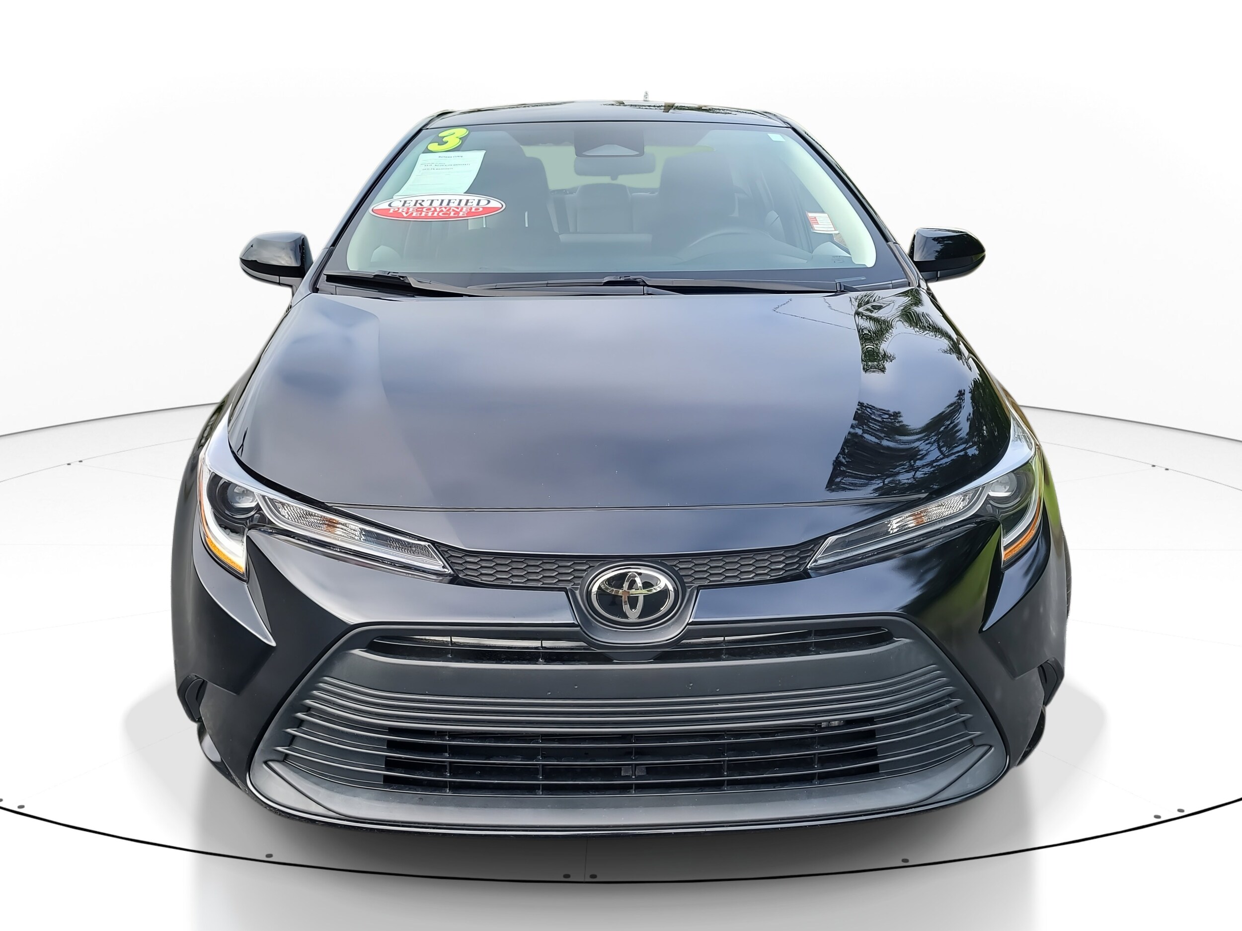 2023 Toyota Corolla LE photo 2