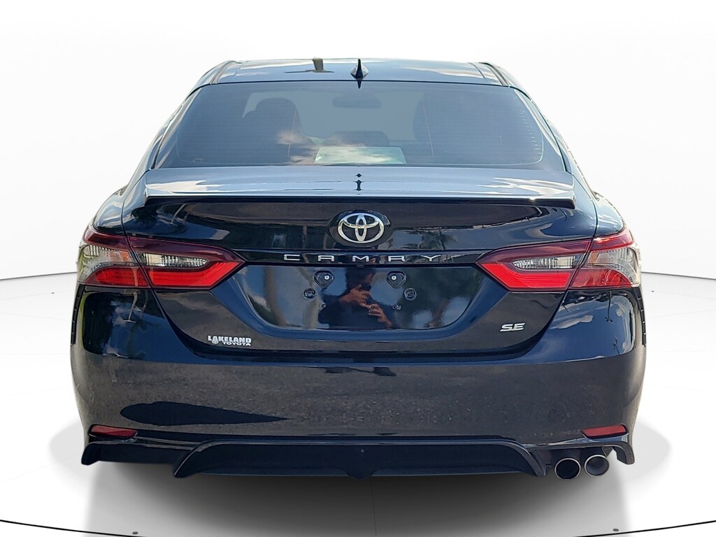 Used 2023 Toyota Camry SE Sedan