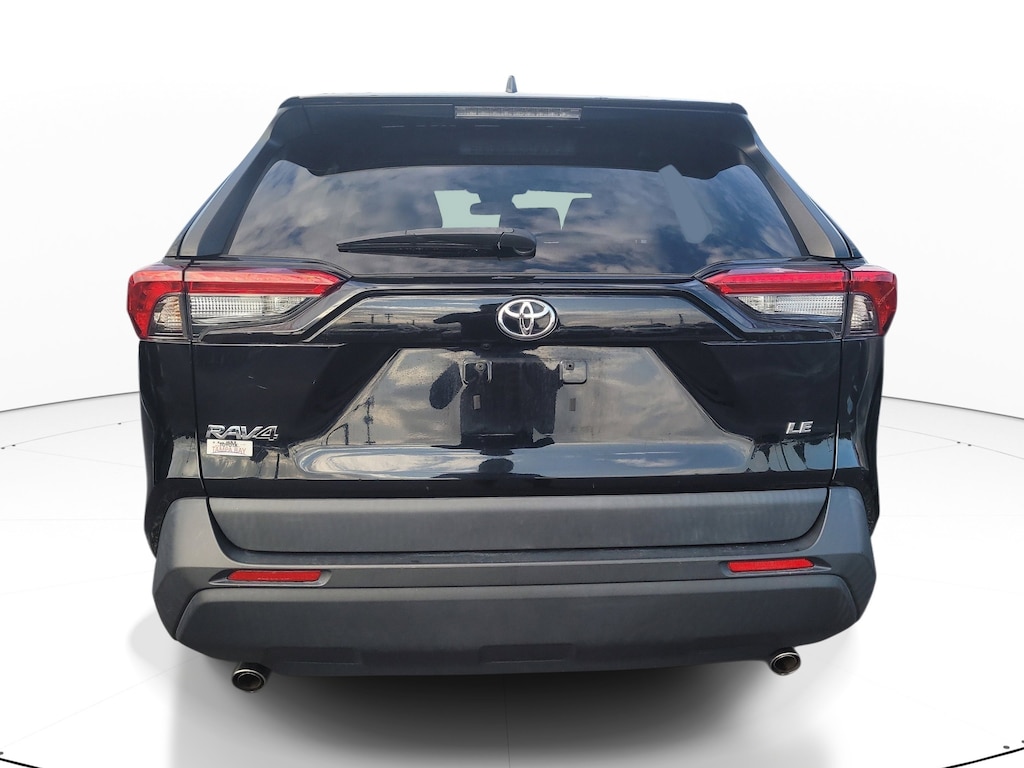 Used 2022 Toyota RAV4 LE SUV