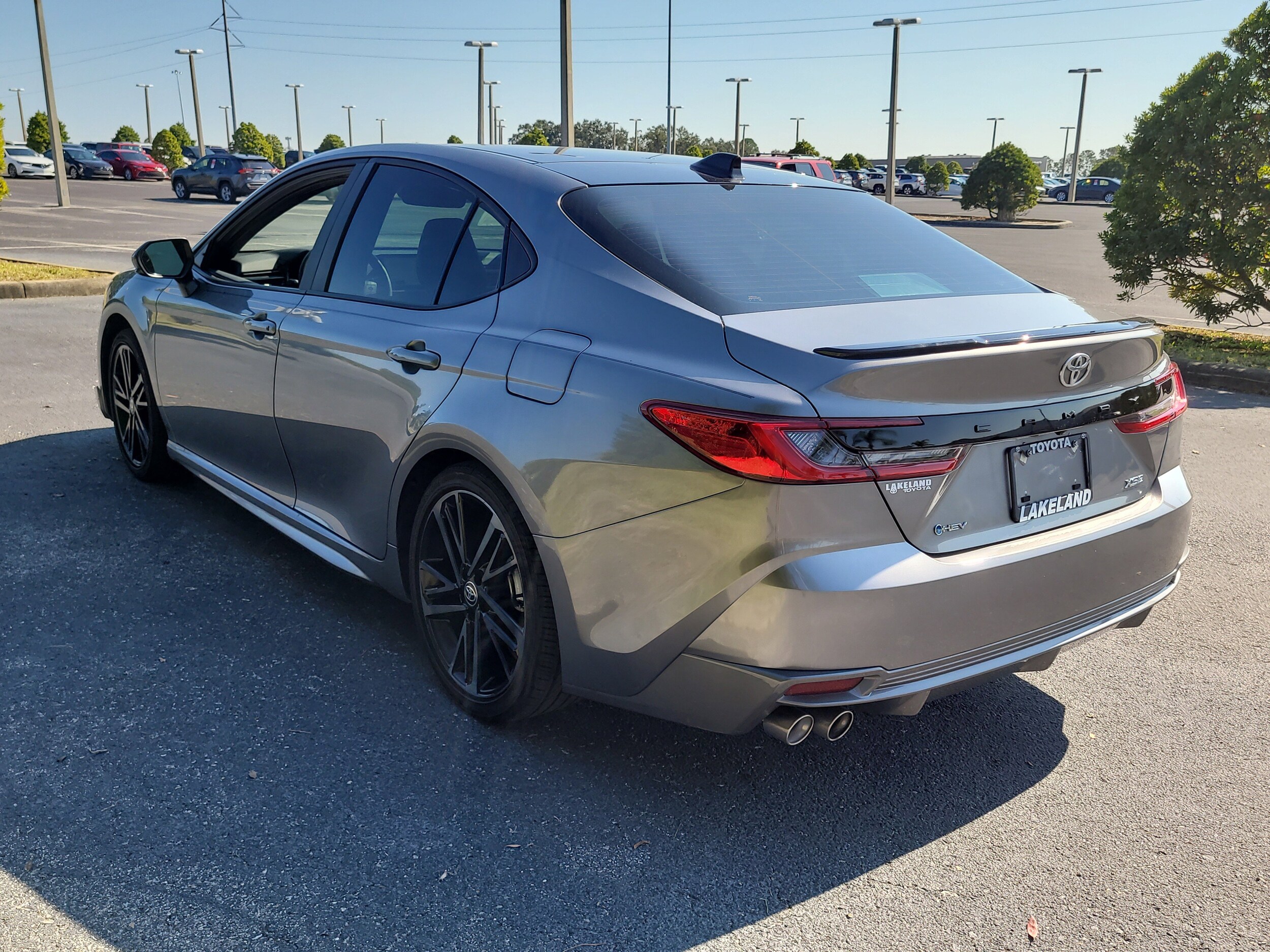 2025 Toyota Camry XSE photo 4