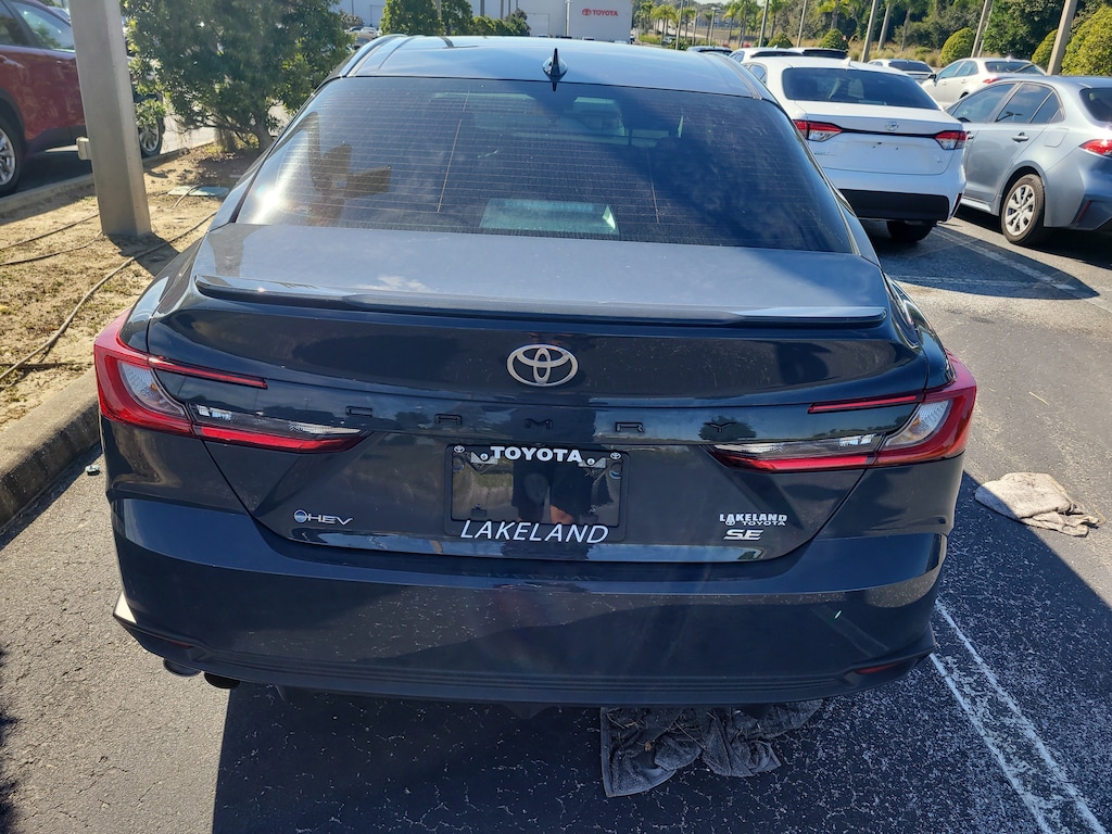 Used 2025 Toyota Camry SE Sedan