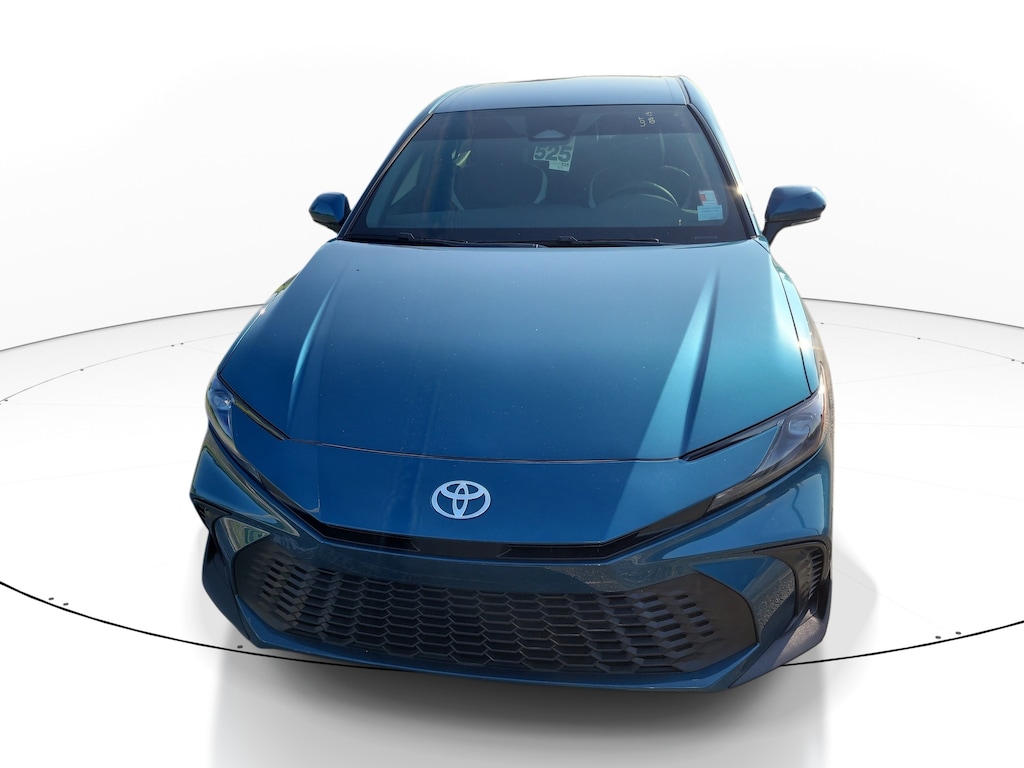 Used 2025 Toyota Camry SE Sedan