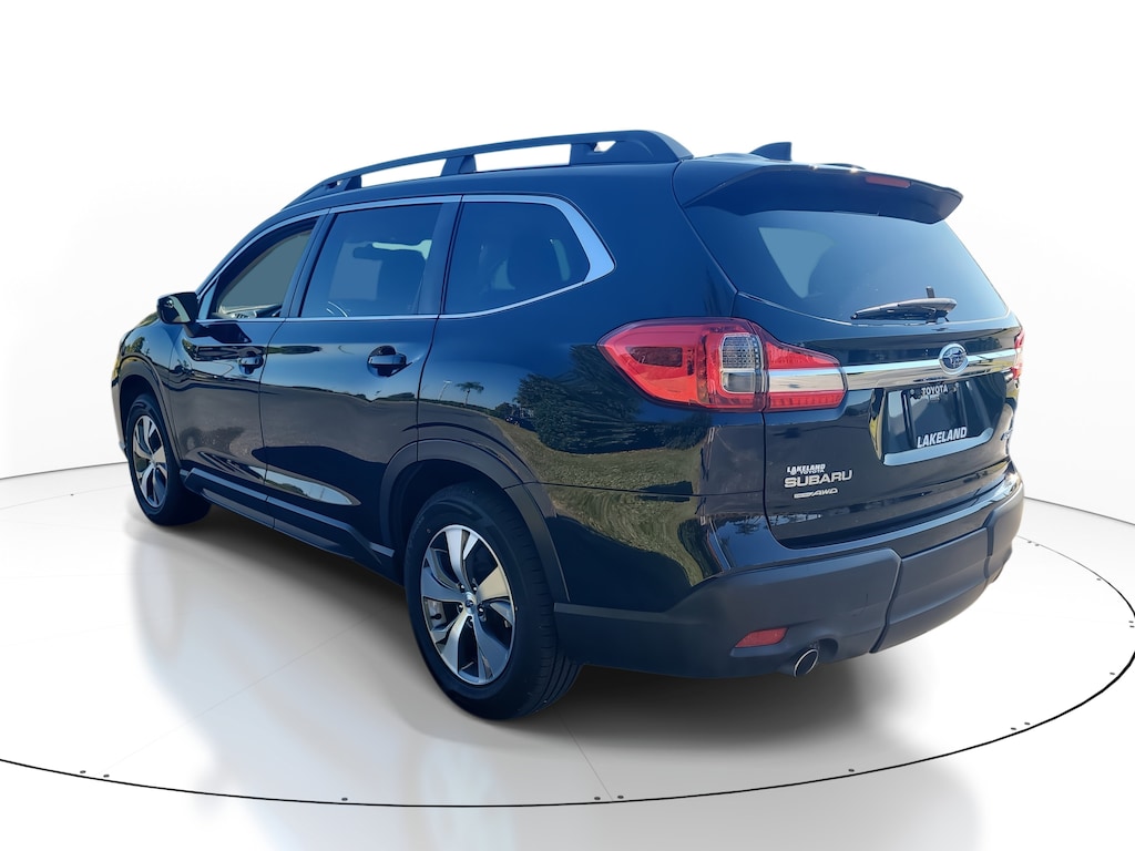 2022 Subaru Ascent Premium photo 4