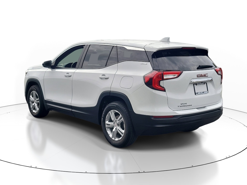 Used 2024 GMC Terrain SLE SUV