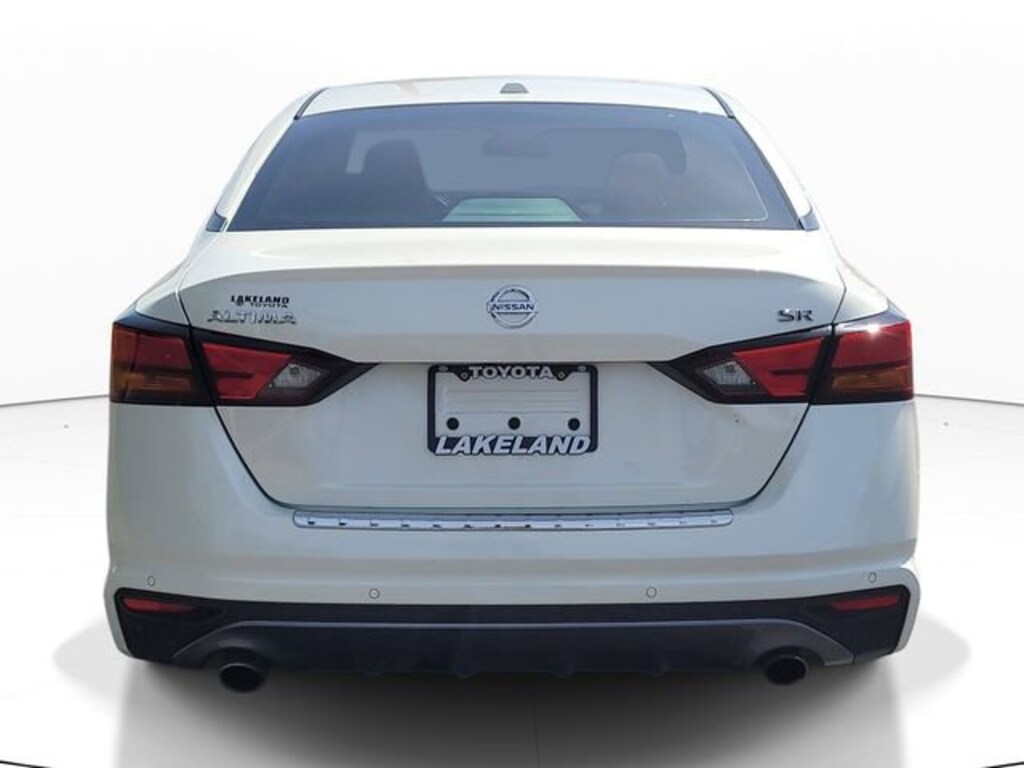 Used 2021 Nissan Altima 2.5 SR Sedan
