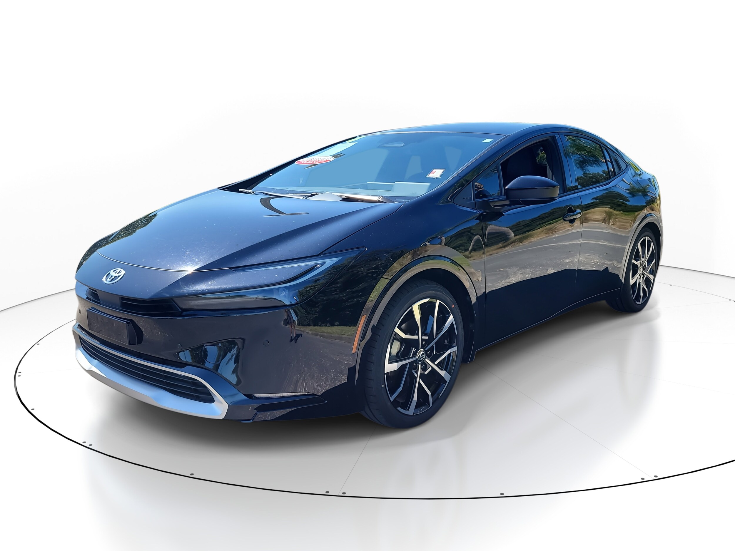 2024 Toyota Prius Prime XSE photo 3