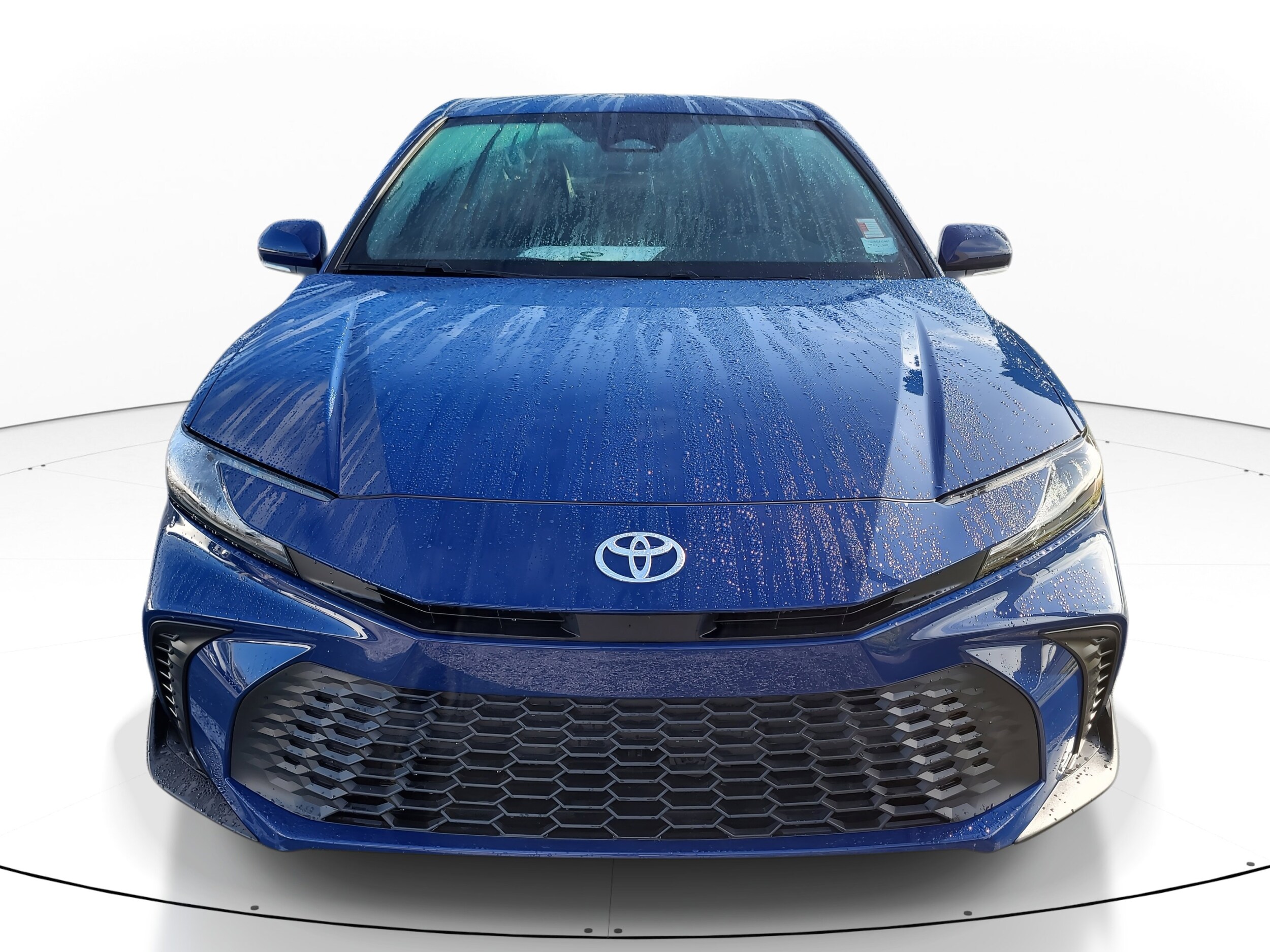 2025 Toyota Camry SE photo 2