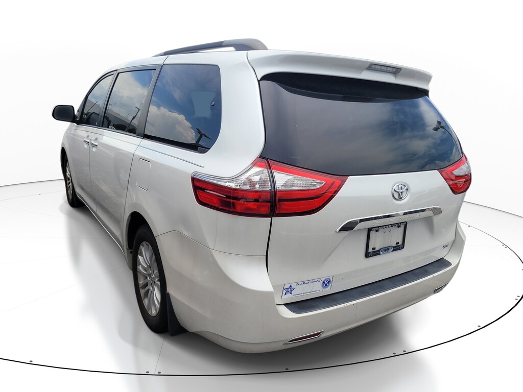 Used 2016 Toyota Sienna XLE 8 Passenger Van