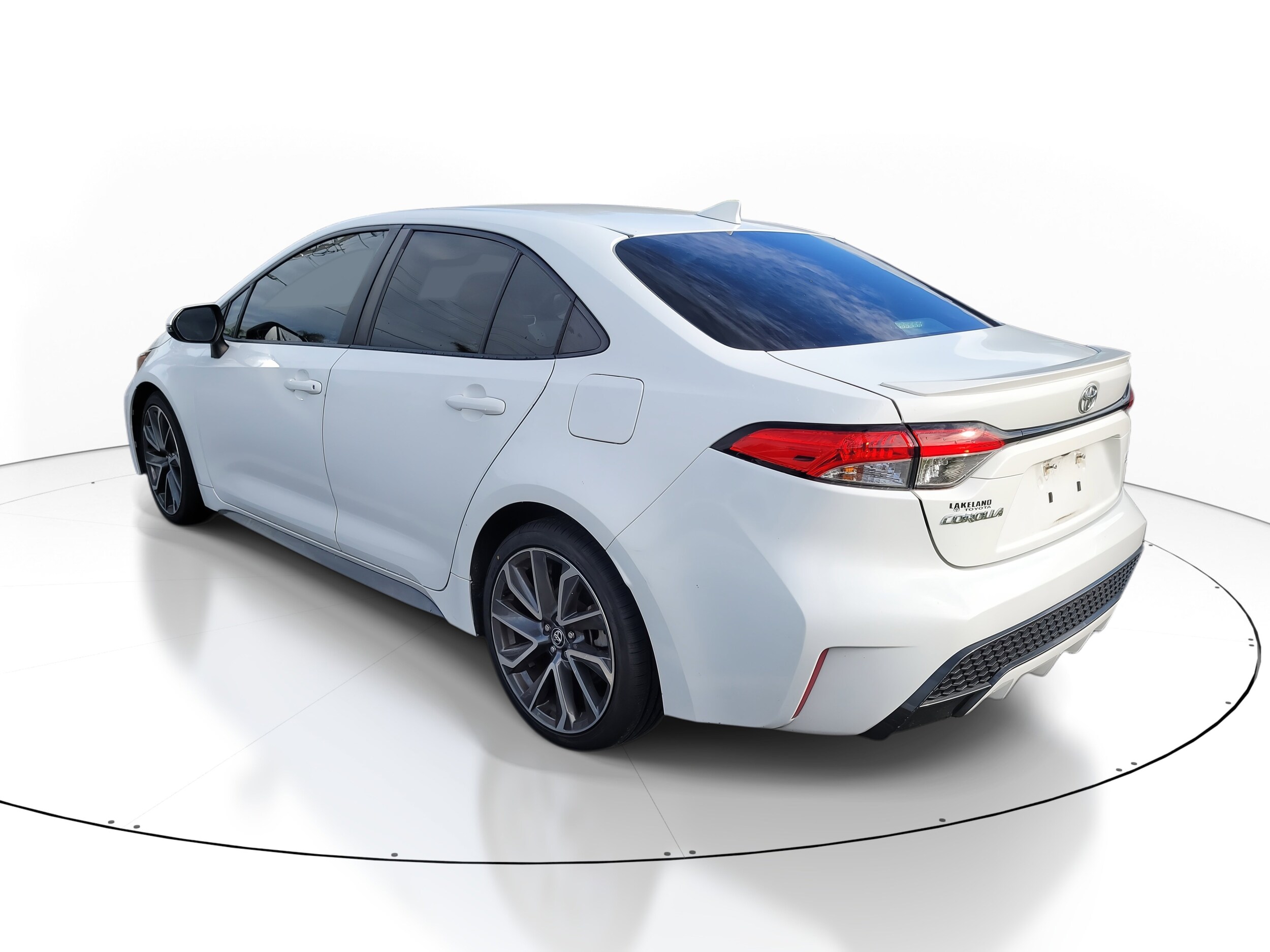 2021 Toyota Corolla SE photo 4