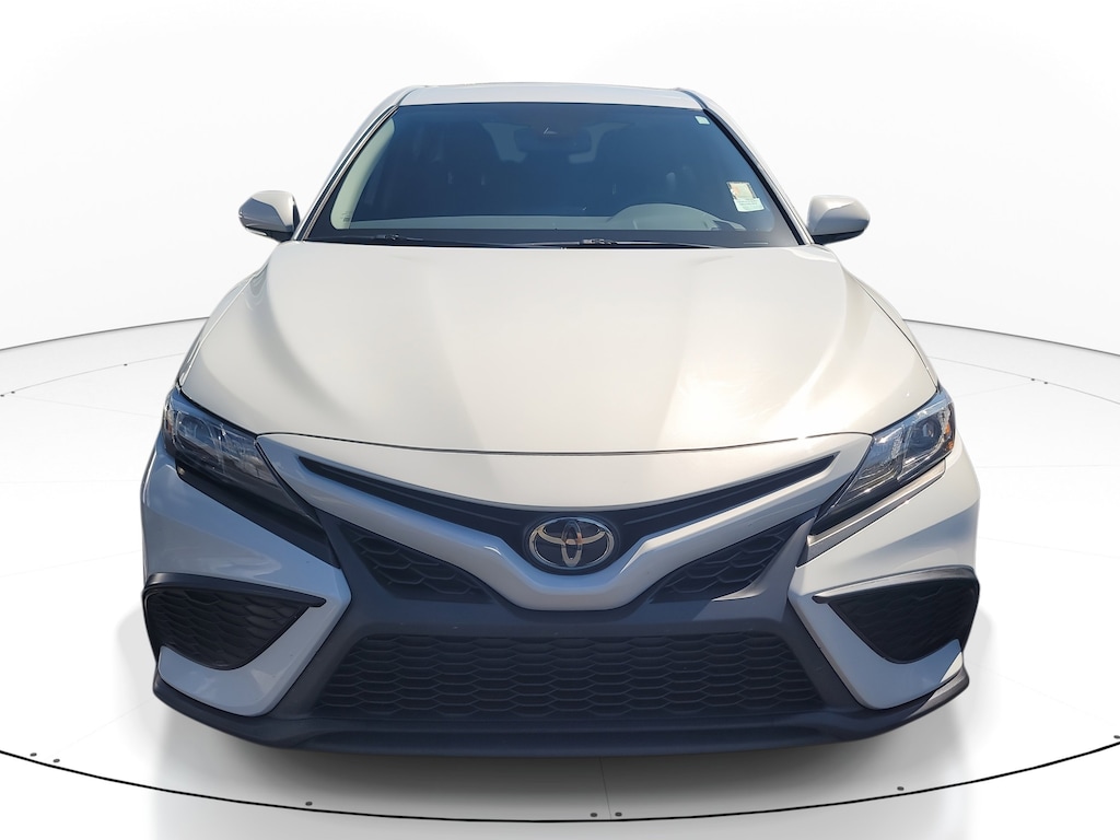 Used 2023 Toyota Camry SE Sedan