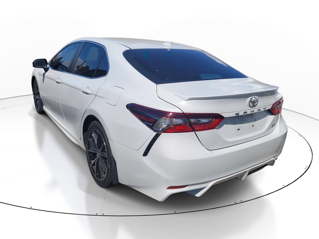 Used 2023 Toyota Camry SE Sedan