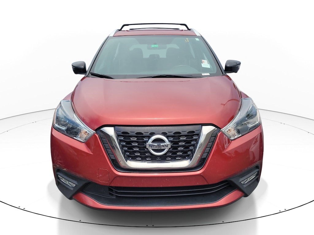 Used 2018 Nissan Kicks SR SUV