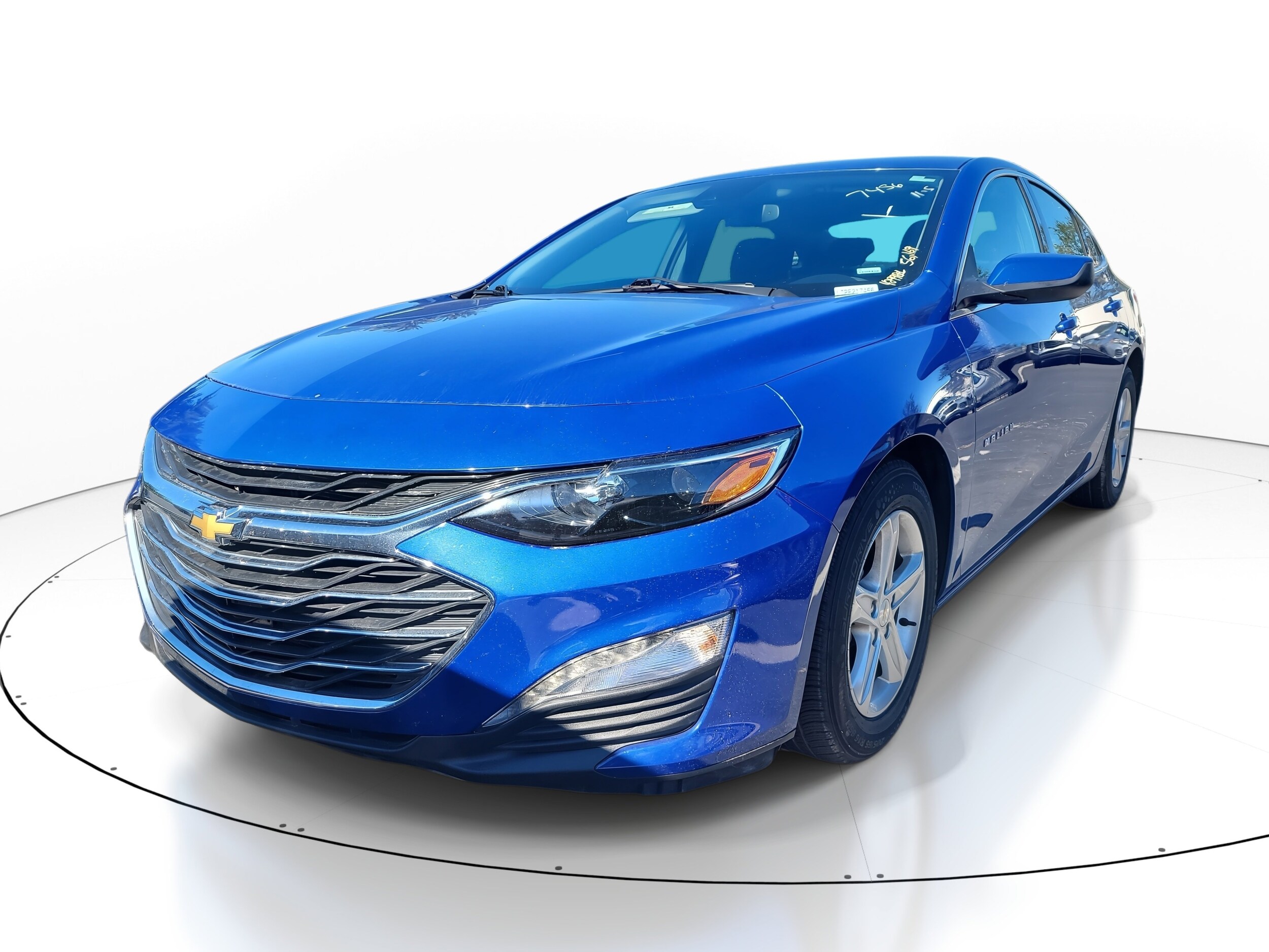 2023 Chevrolet Malibu 1LT photo 2