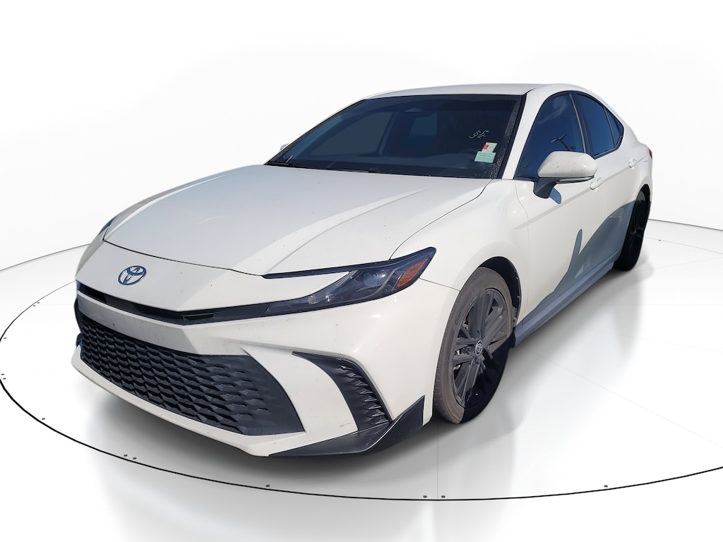 Used 2025 Toyota Camry SE Sedan