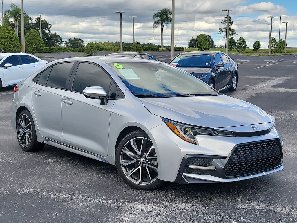 Used 2020 Toyota Corolla SE Sedan