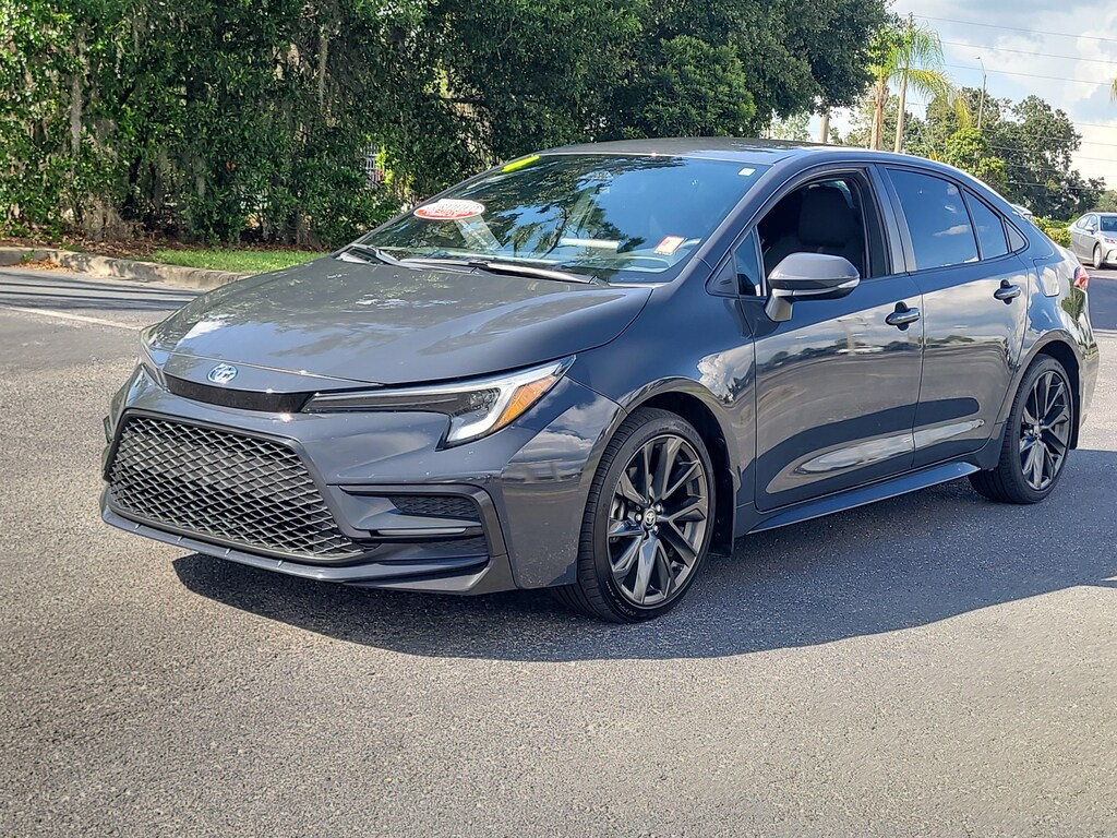 Used 2024 Toyota Corolla SE Sedan