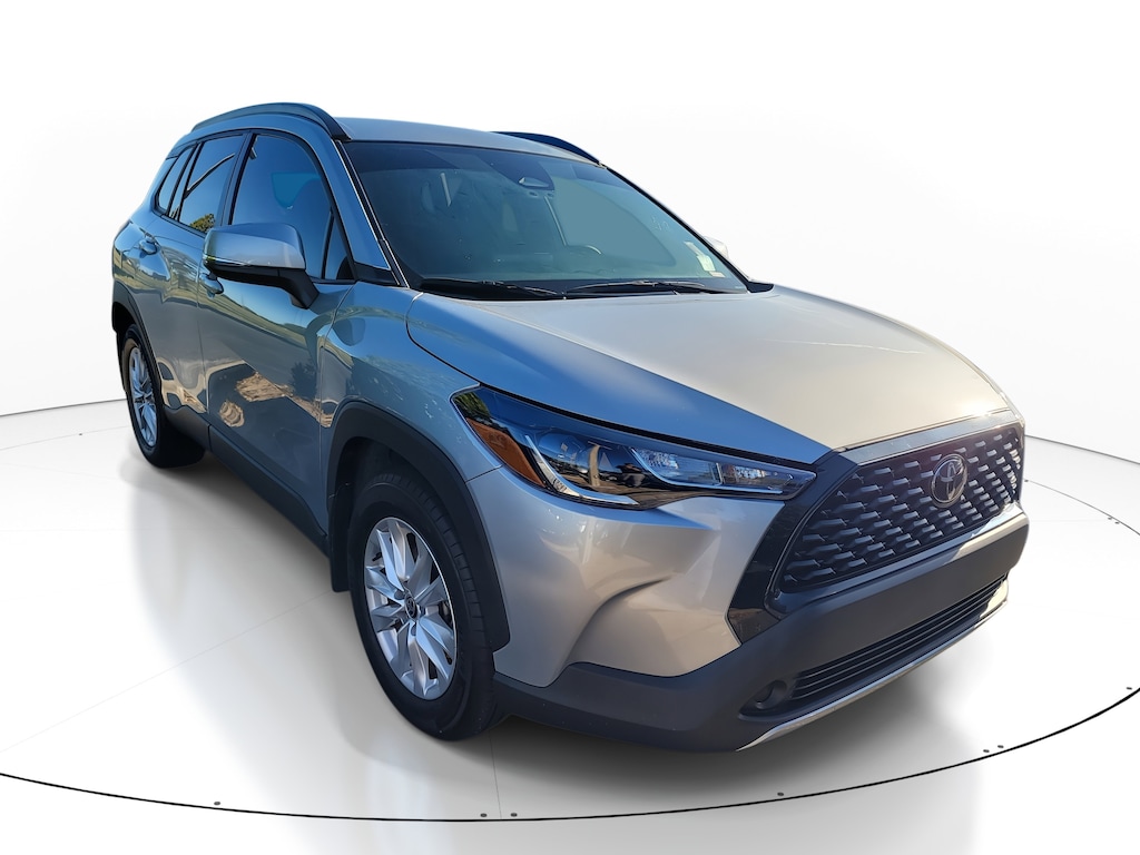 Used 2024 Toyota Corolla Cross LE SUV