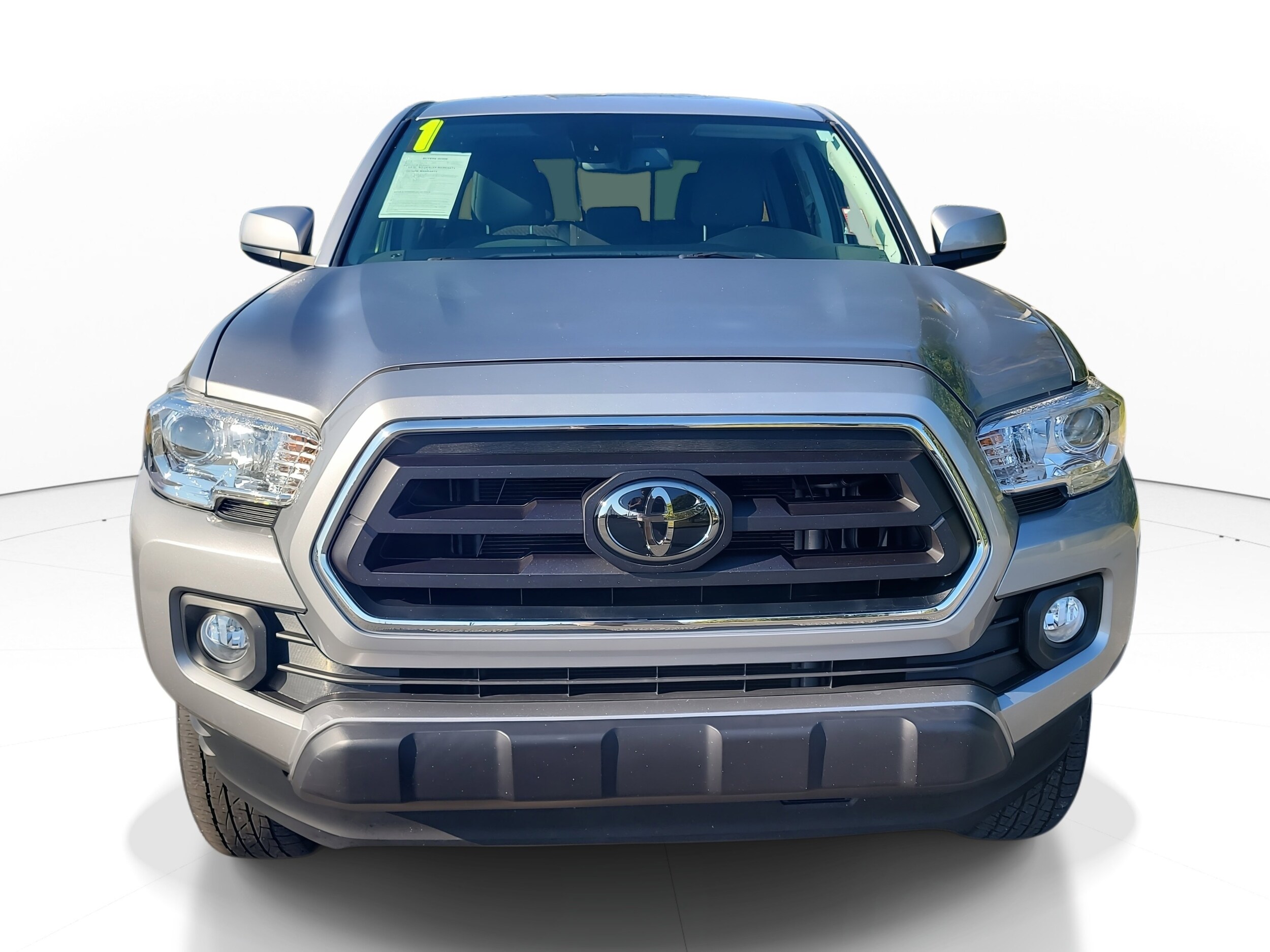 2021 Toyota Tacoma SR5 V6 photo 2