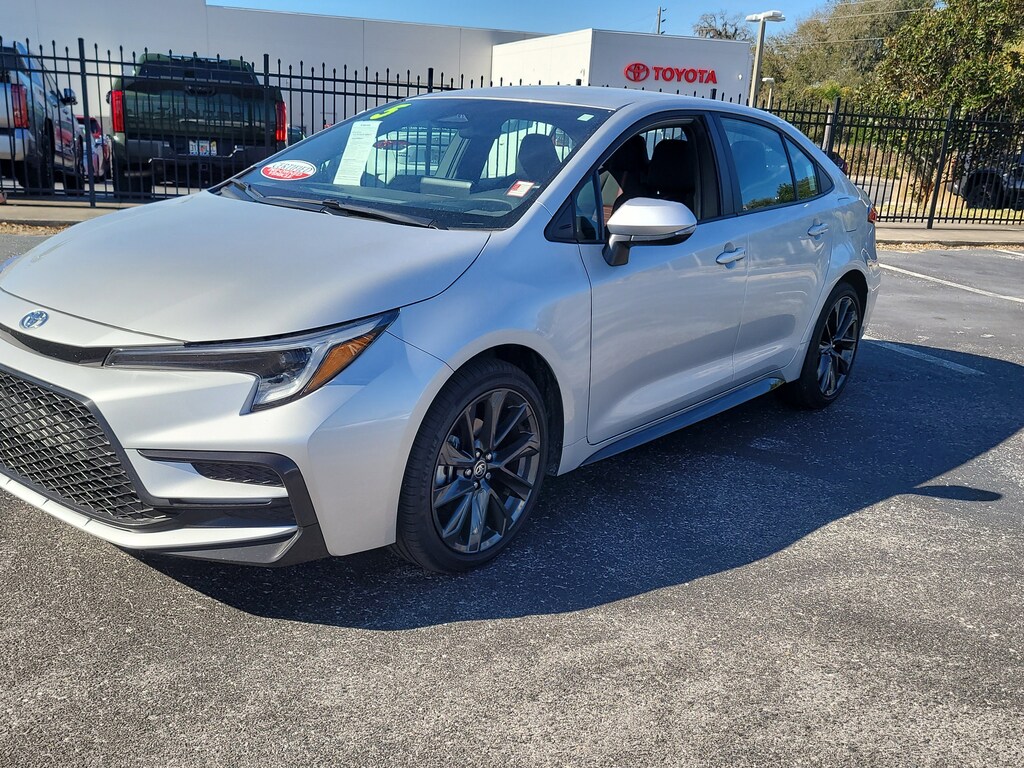 Certified 2025 Toyota Corolla SE Sedan