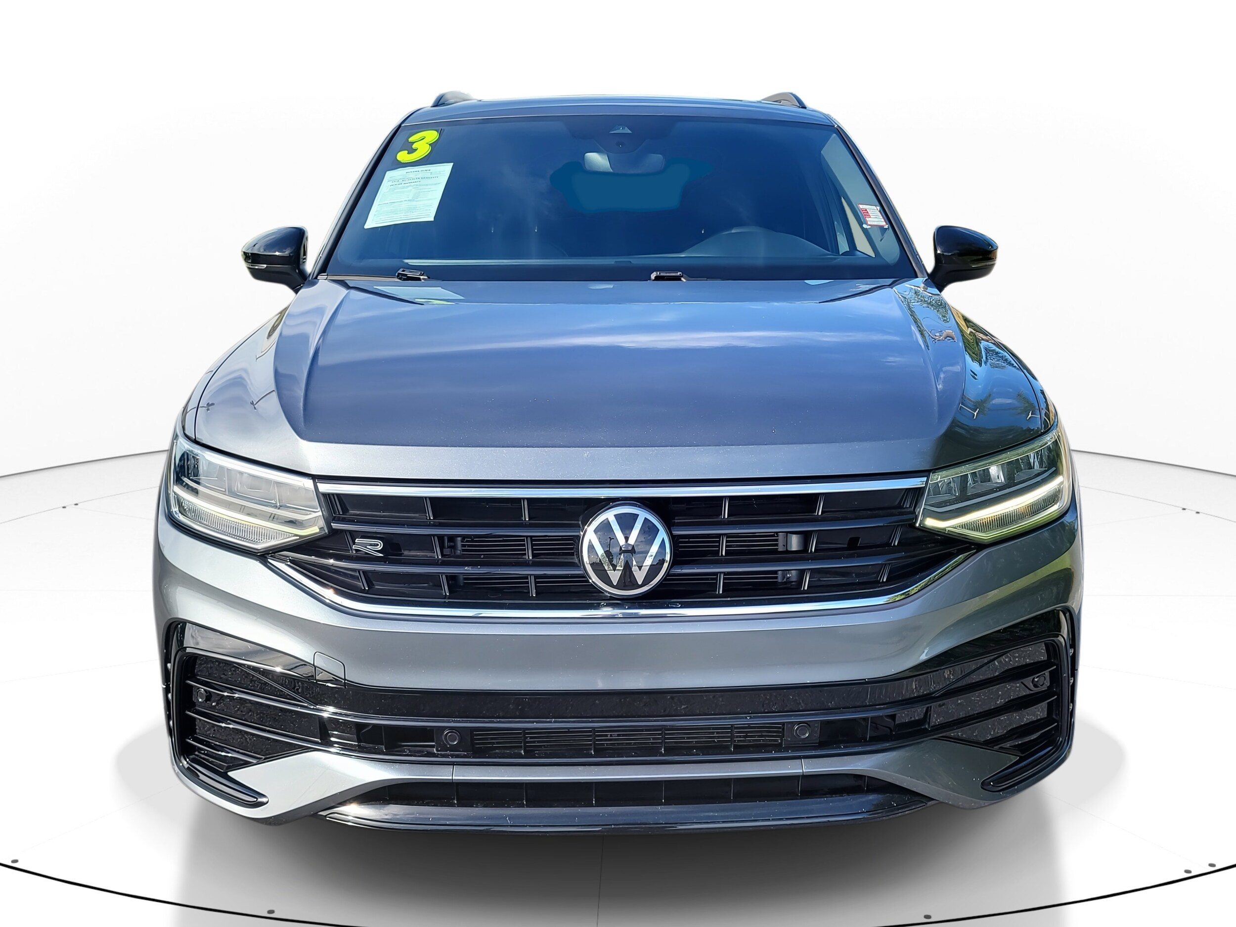 2023 Volkswagen Tiguan SE R-Line Black photo 2