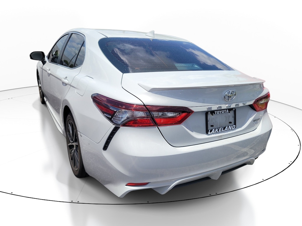 Used 2024 Toyota Camry SE Sedan