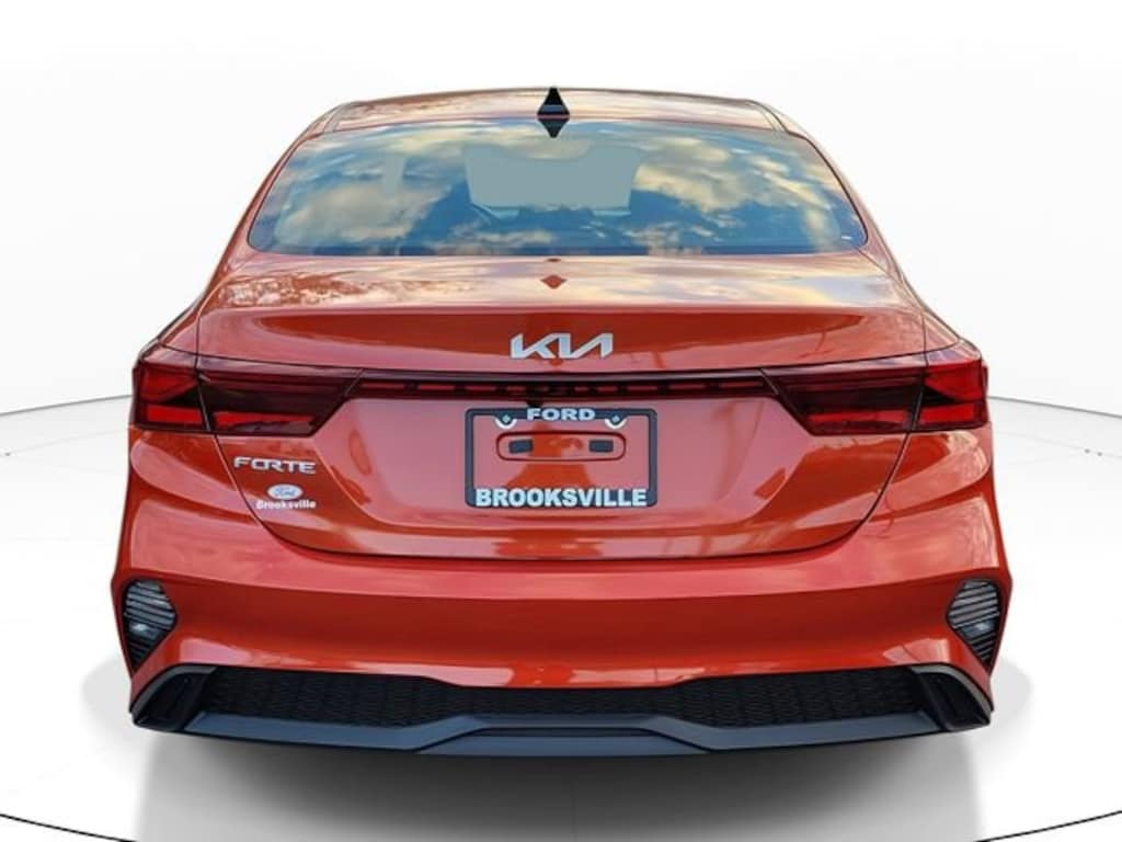 Used 2024 Kia Forte LXS Sedan