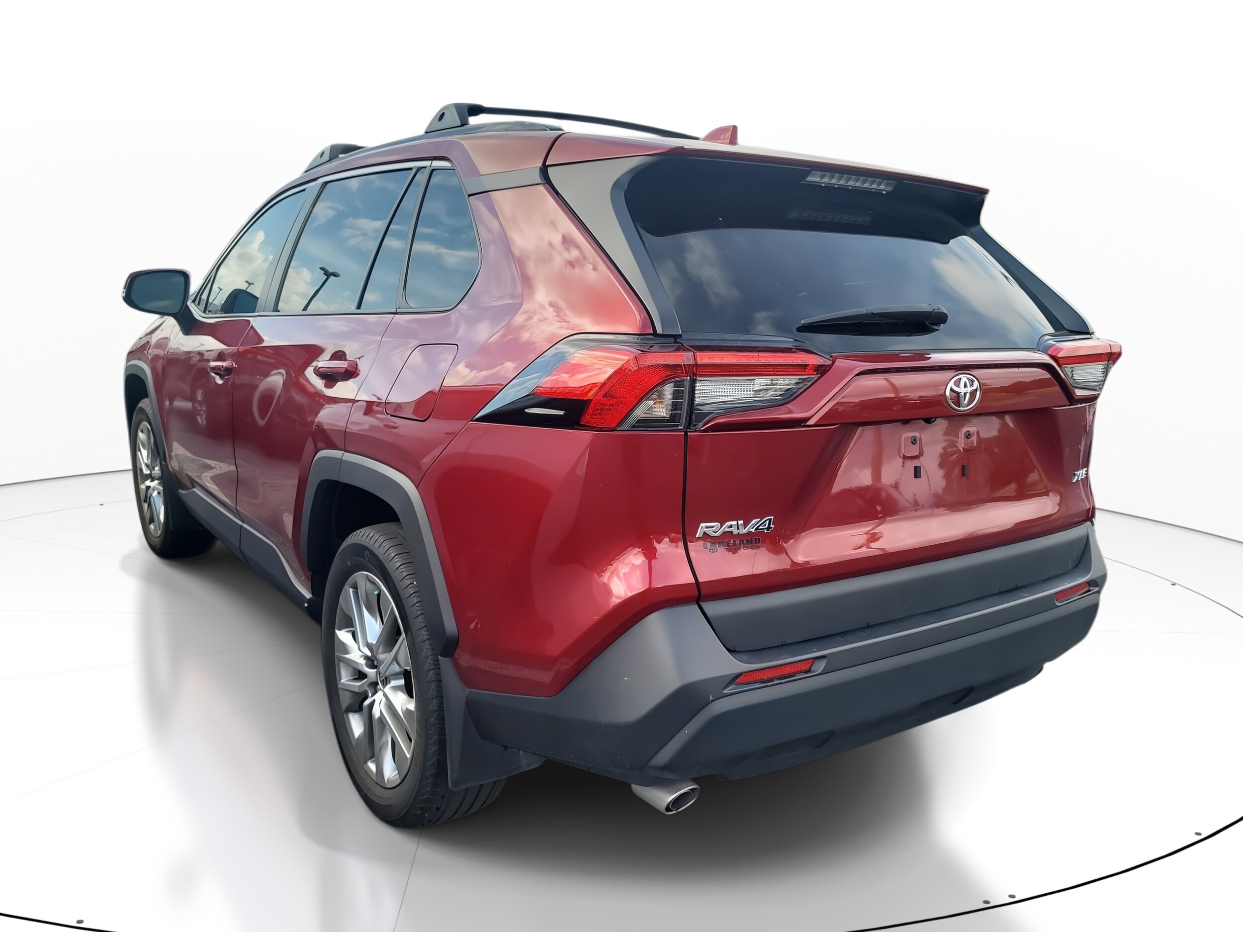 2024 Toyota RAV4 XLE Premium photo 4
