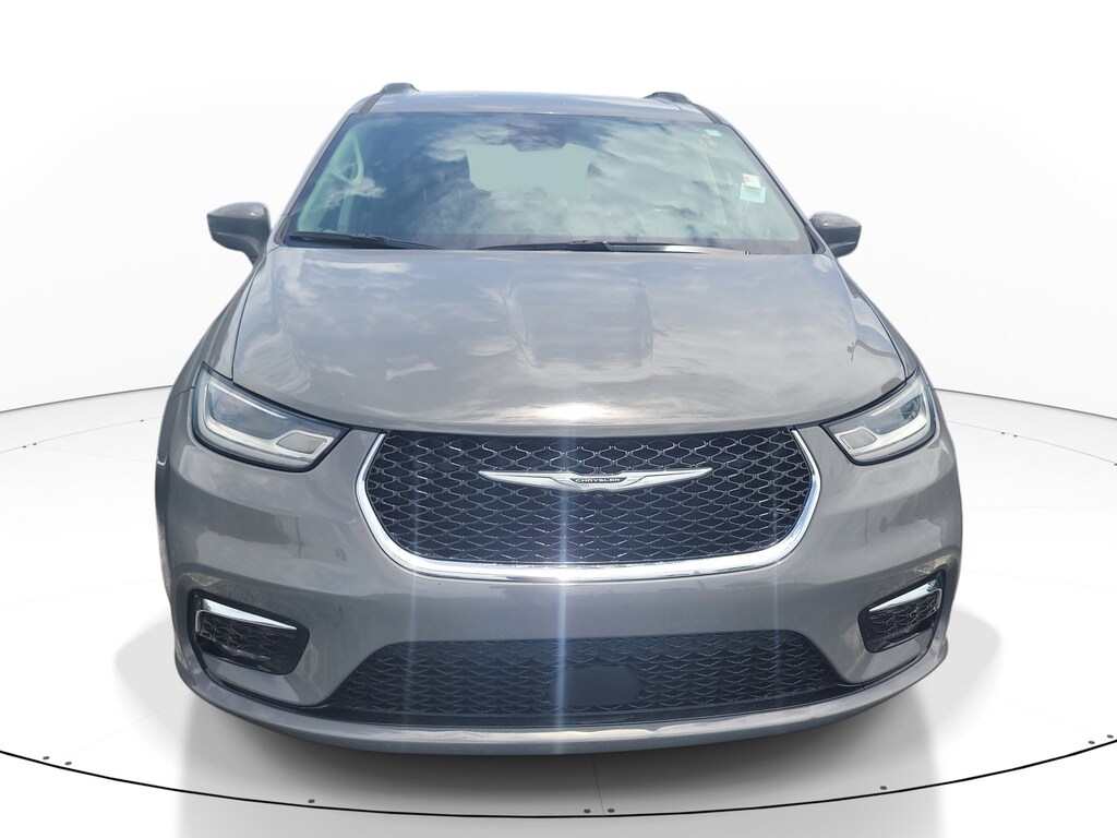 Used 2022 Chrysler Pacifica Touring L Van Passenger Van