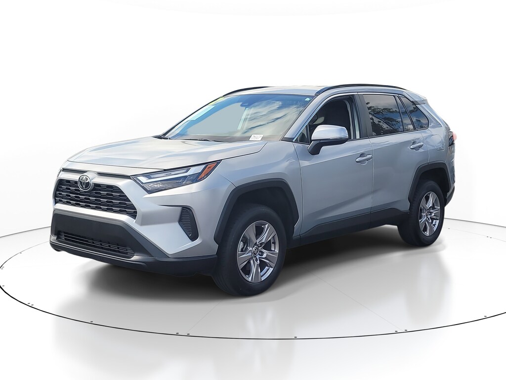 Used 2022 Toyota RAV4 XLE SUV