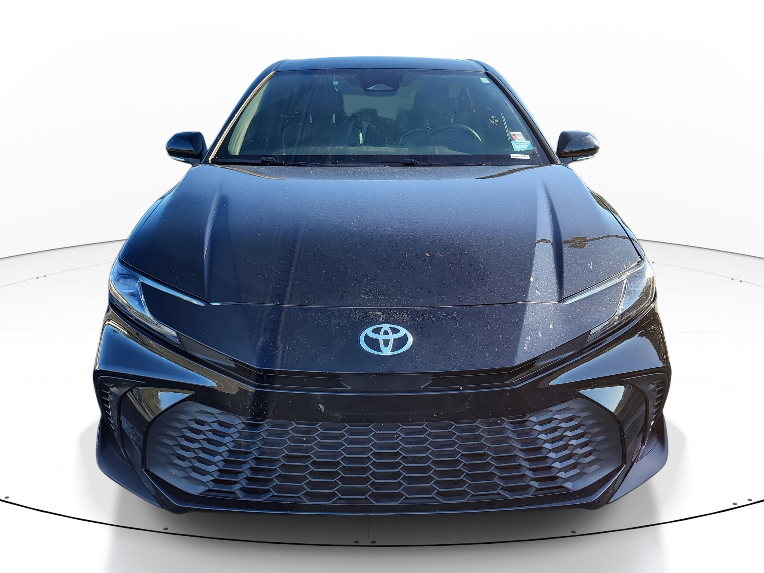 2025 Toyota Camry SE photo 2
