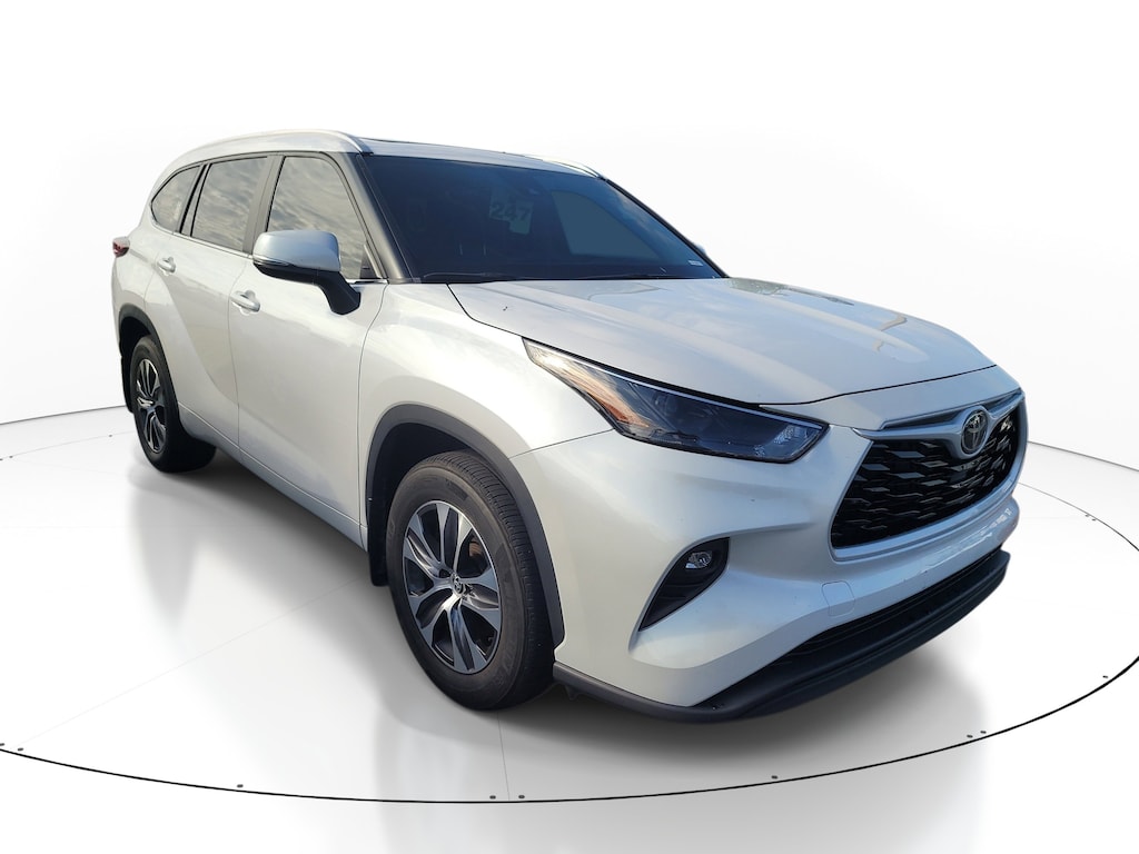 Certified 2024 Toyota Highlander XLE SUV