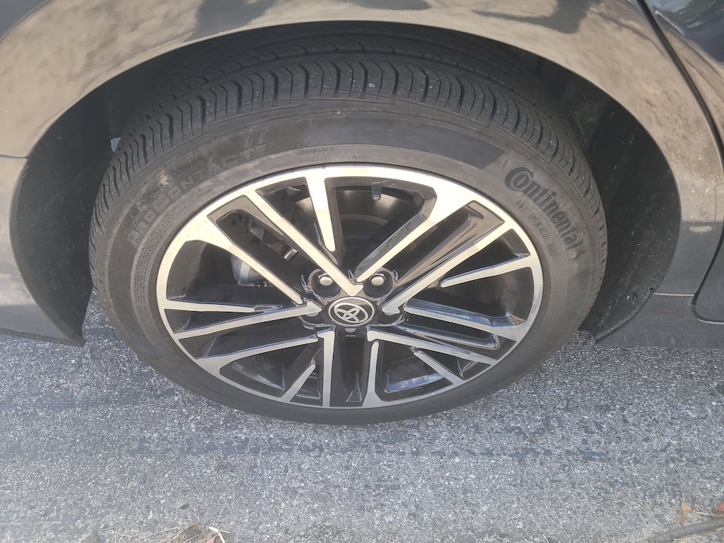 Used 2025 Toyota Camry XLE Sedan