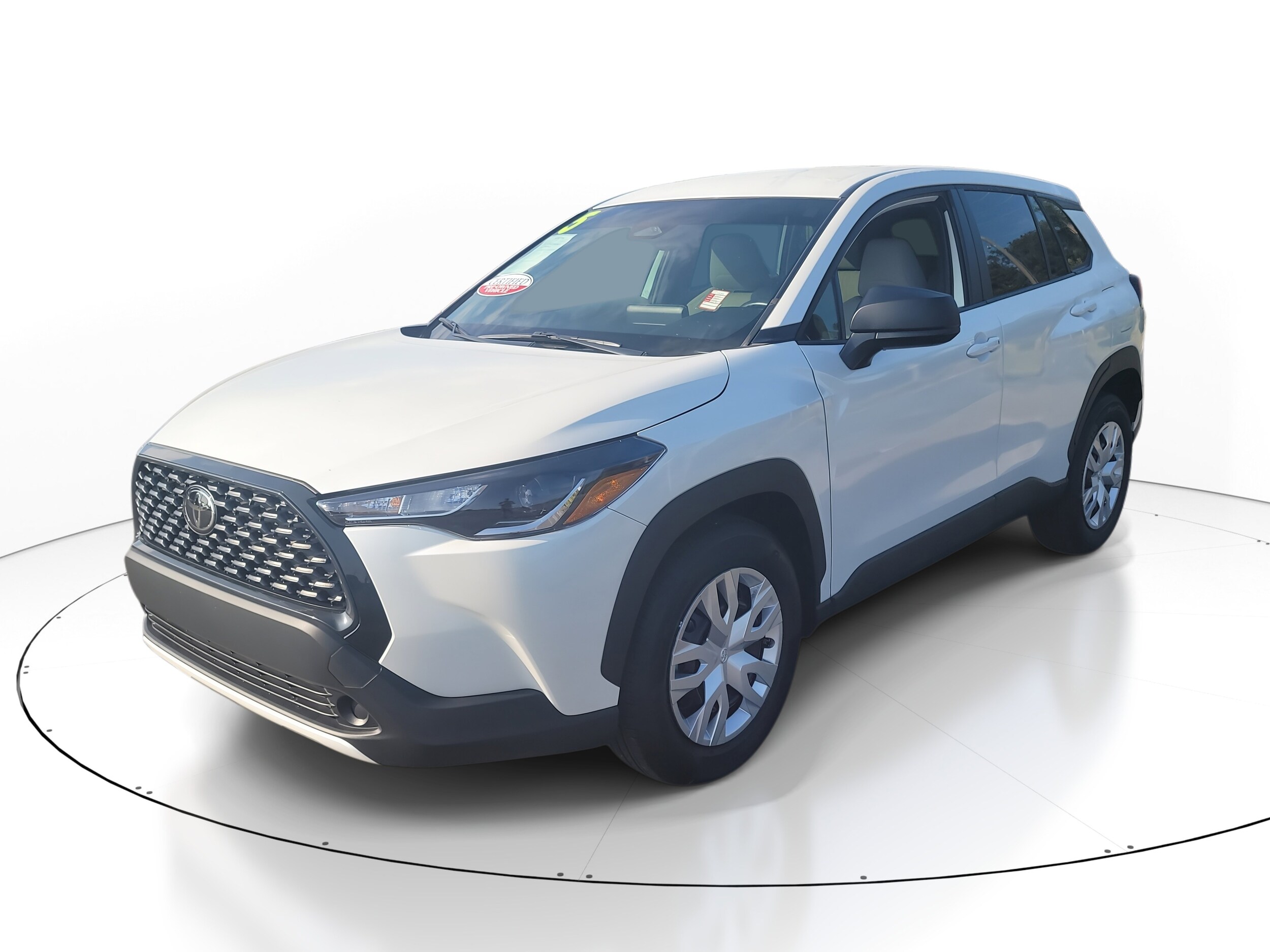 2025 Toyota Corolla Cross L photo 3