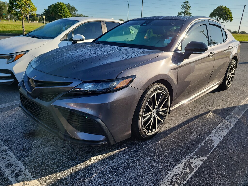 Used 2023 Toyota Camry SE Sedan