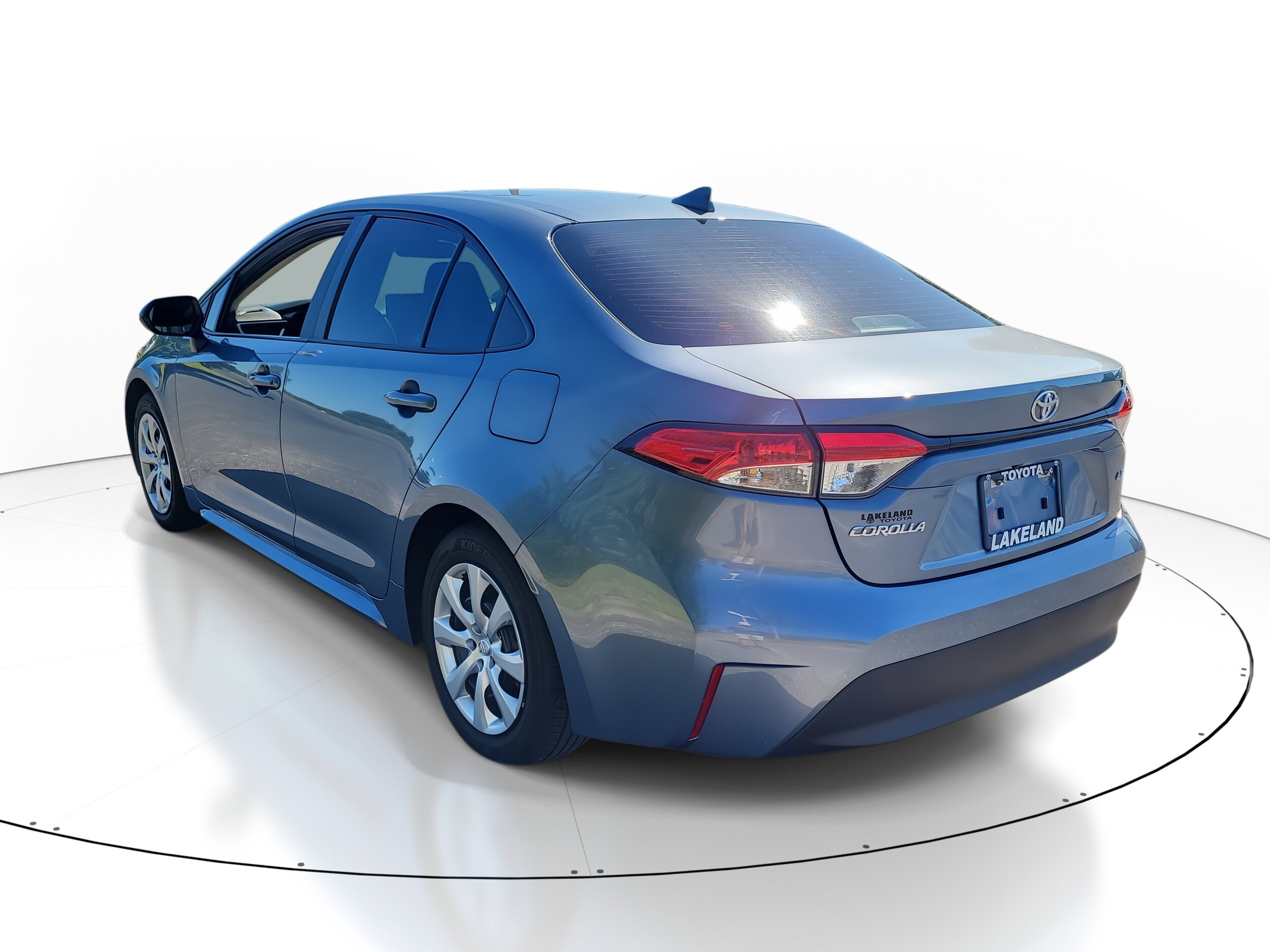 2024 Toyota Corolla LE photo 4