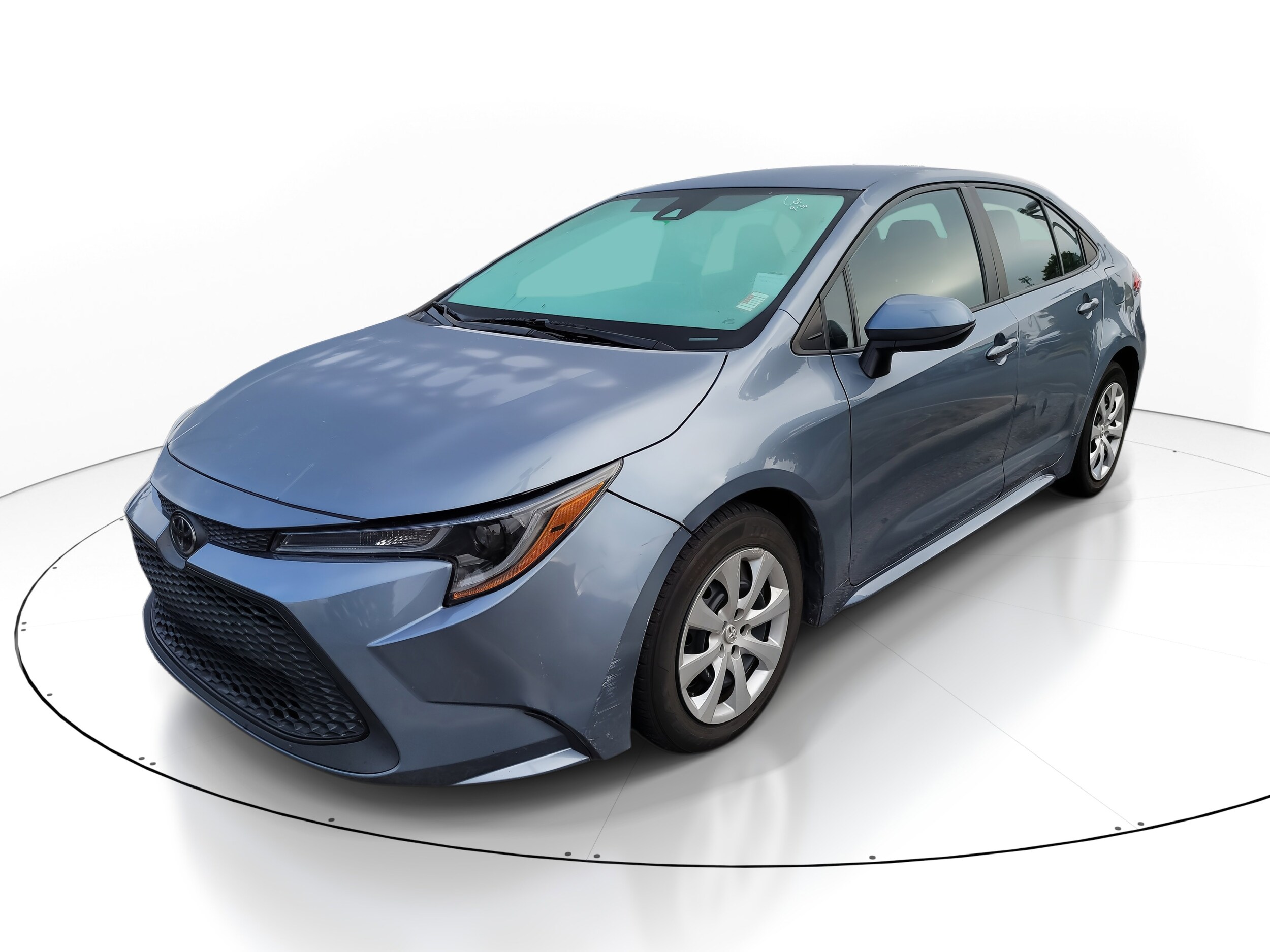 2021 Toyota Corolla LE photo 3