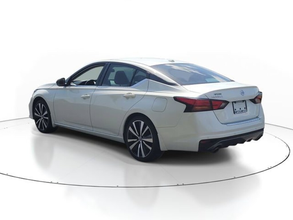 Used 2021 Nissan Altima 2.5 SR Sedan