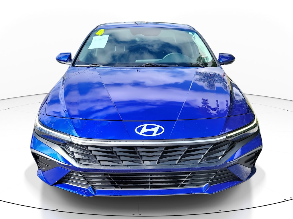 Used 2024 Hyundai Elantra SEL Sedan