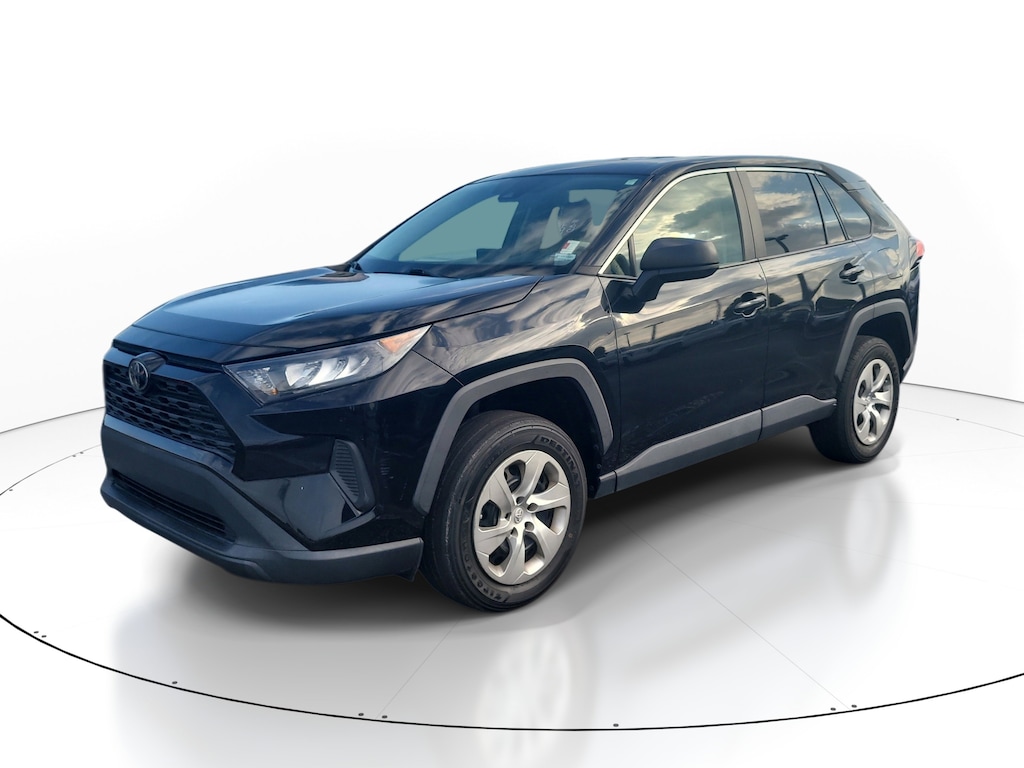 Used 2022 Toyota RAV4 LE SUV