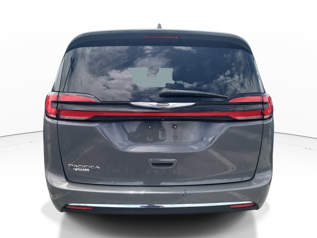 Used 2022 Chrysler Pacifica Touring L Van Passenger Van