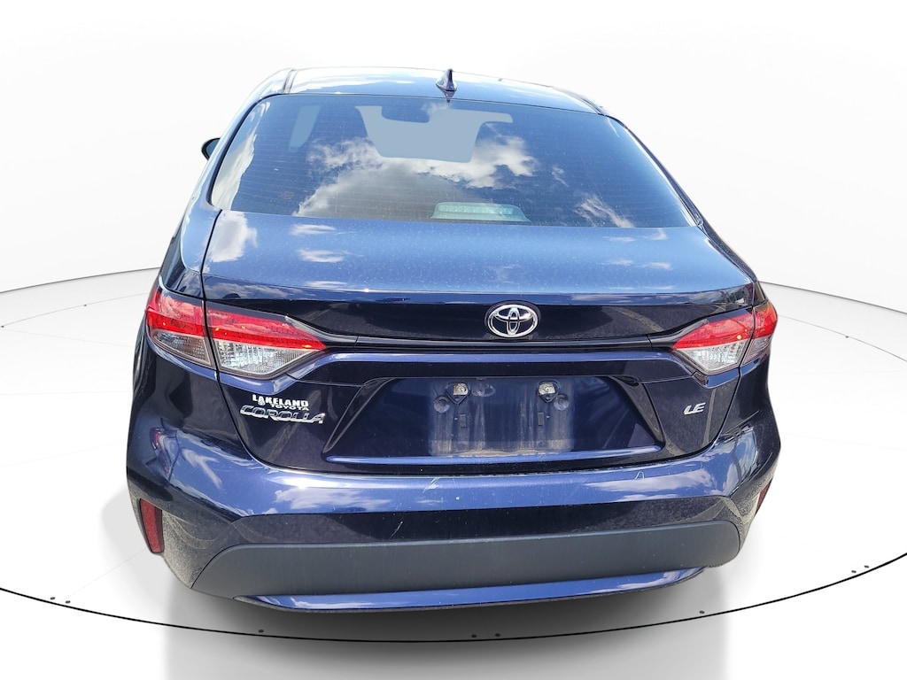 Used 2022 Toyota Corolla LE Sedan