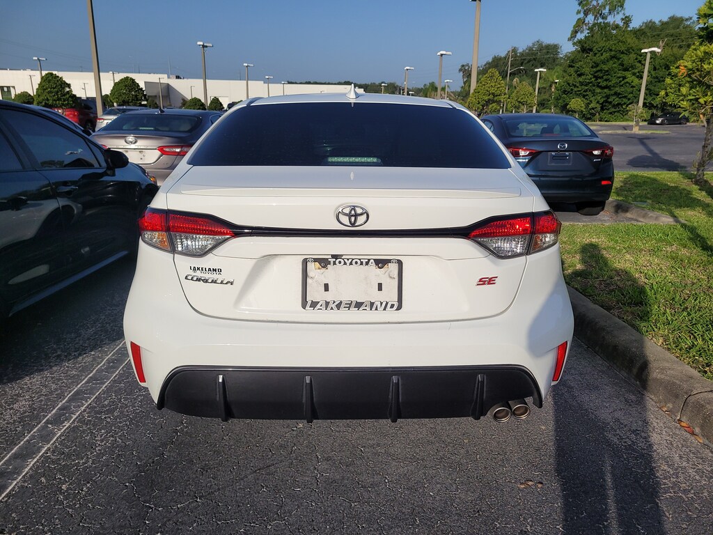 Used 2024 Toyota Corolla SE Sedan