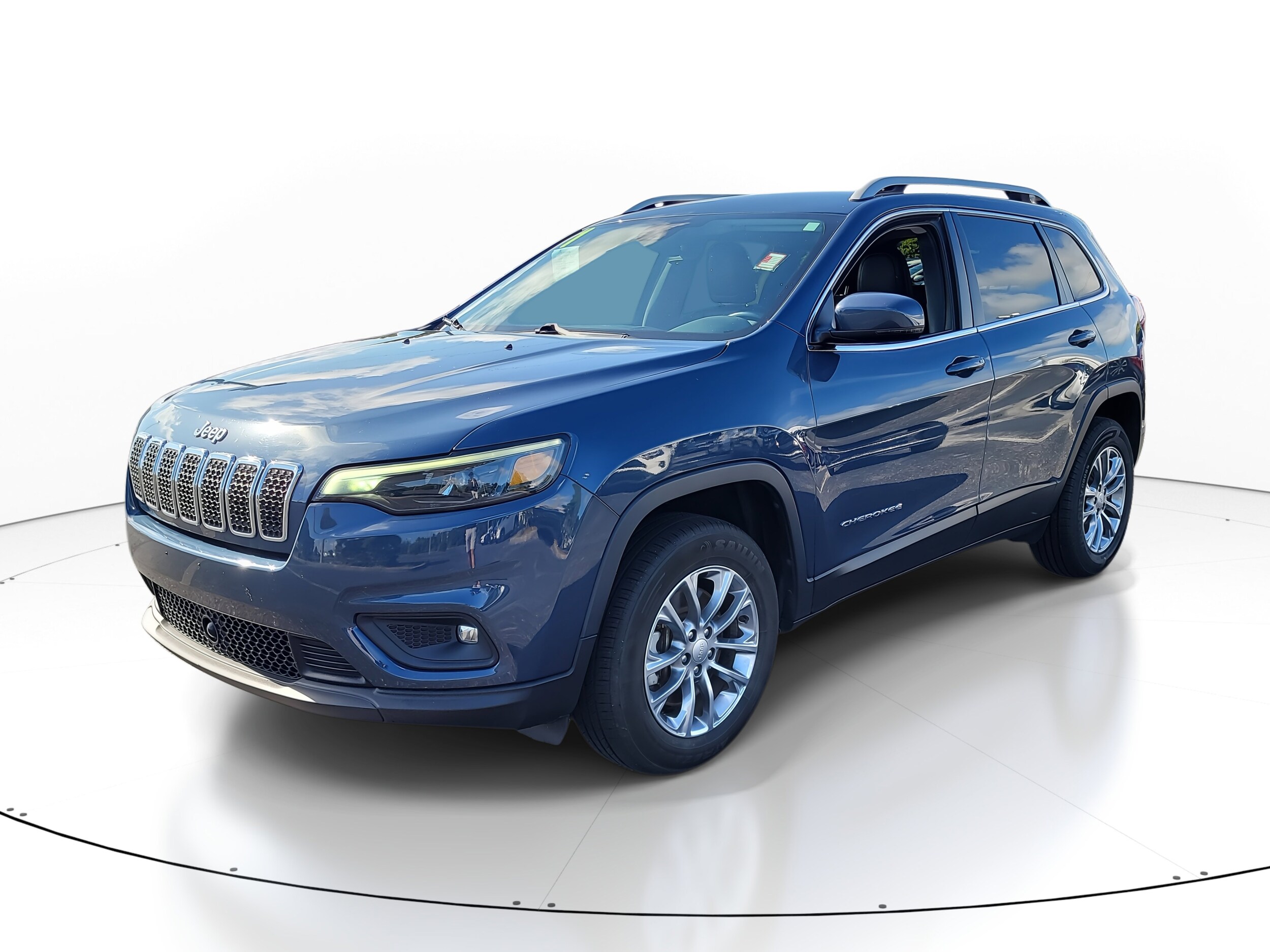2021 Jeep Cherokee Latitude Lux photo 3