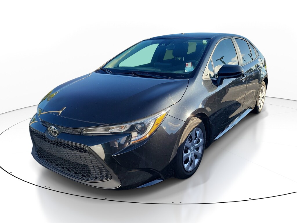 Used 2022 Toyota Corolla LE Sedan