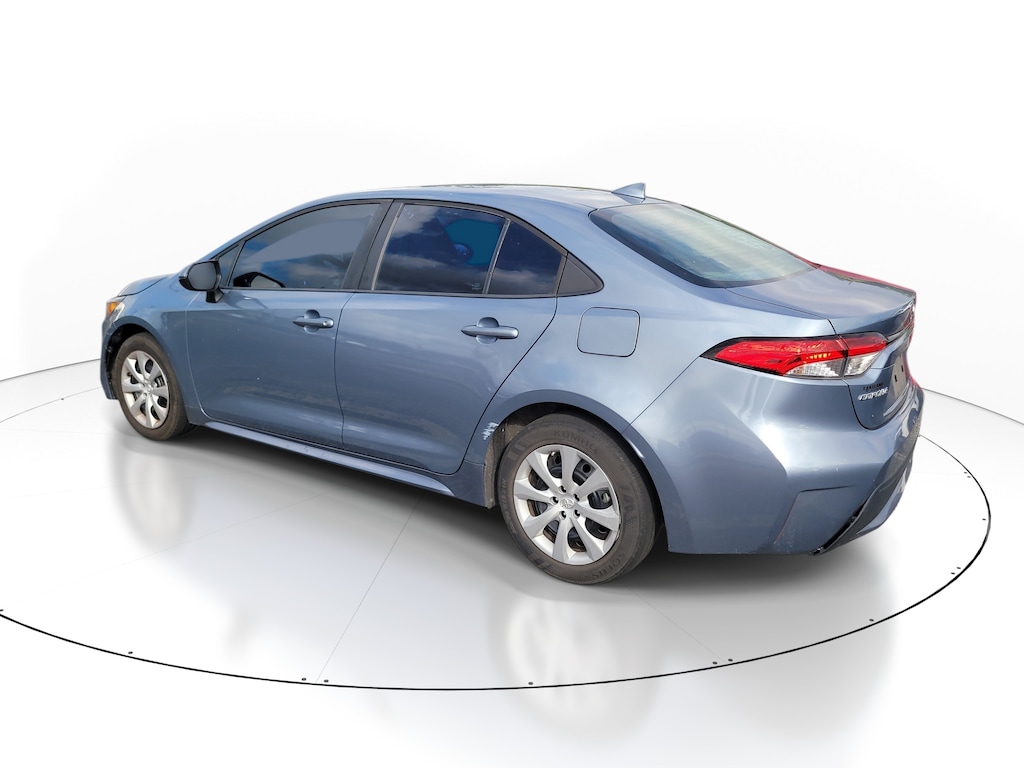 Used 2021 Toyota Corolla LE Sedan