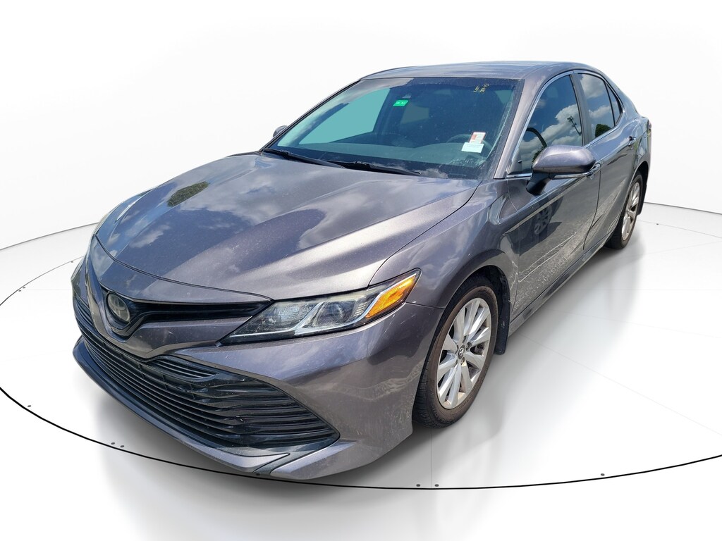 Used 2018 Toyota Camry LE Sedan