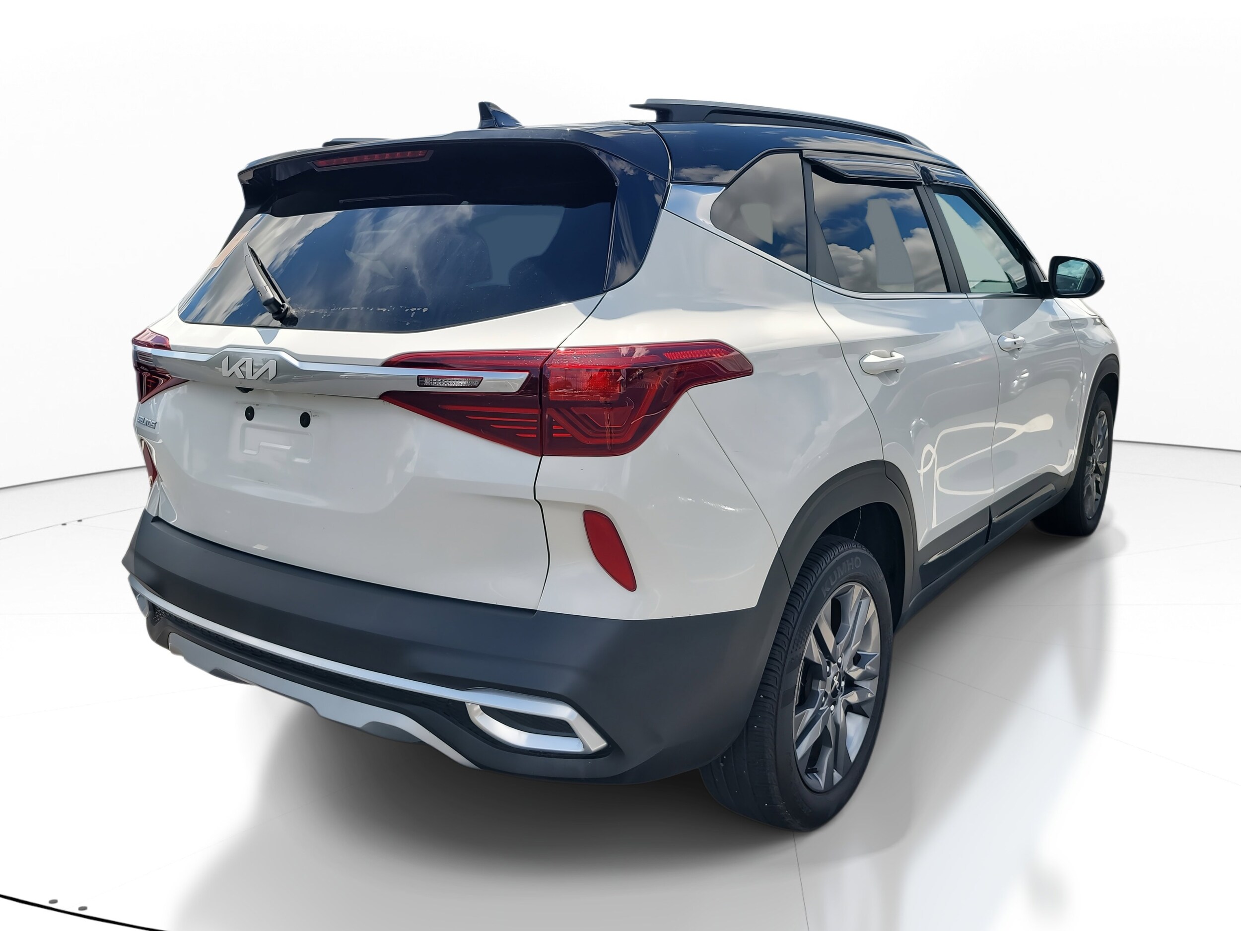 2023 Kia Seltos S photo 4