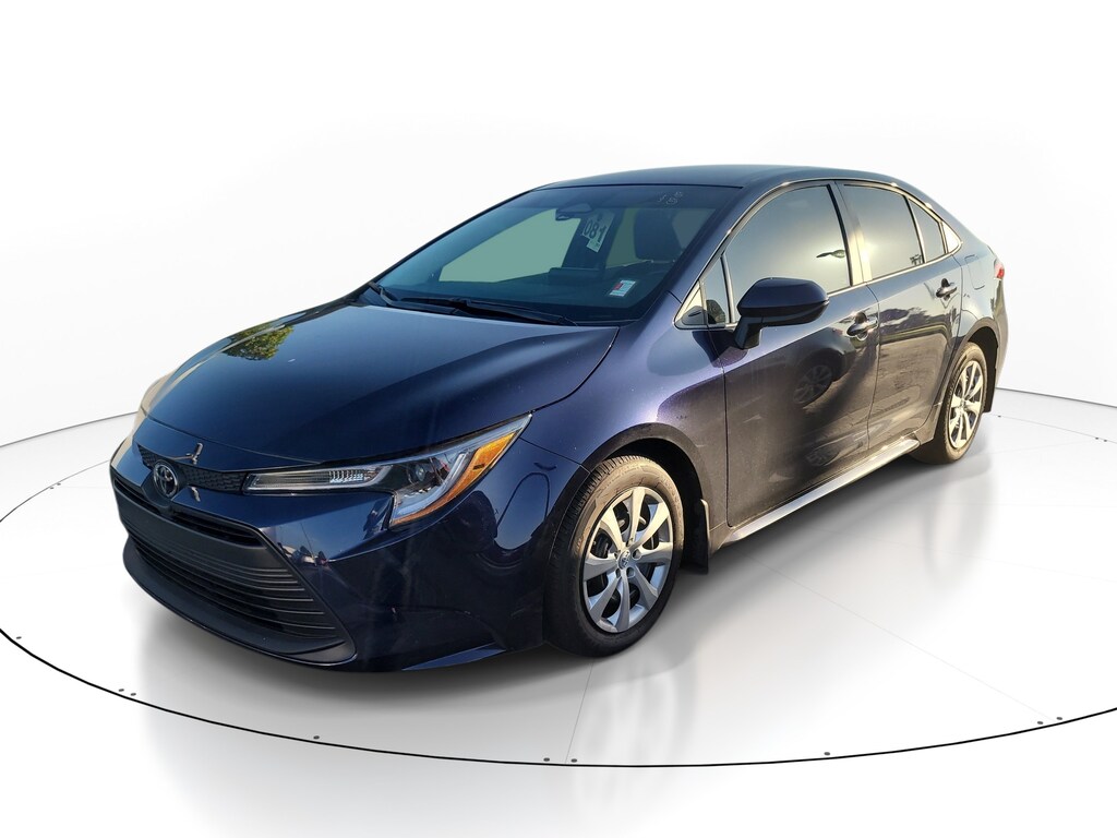 Used 2025 Toyota Corolla LE Sedan