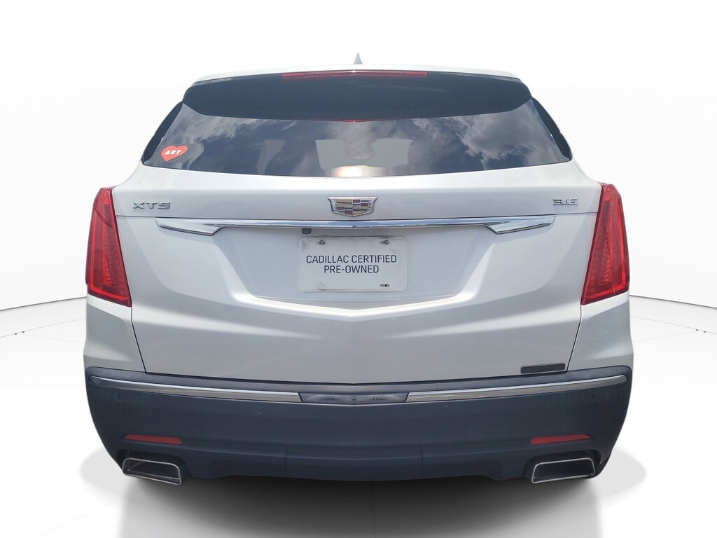 Used 2017 CADILLAC XT5 Luxury SUV